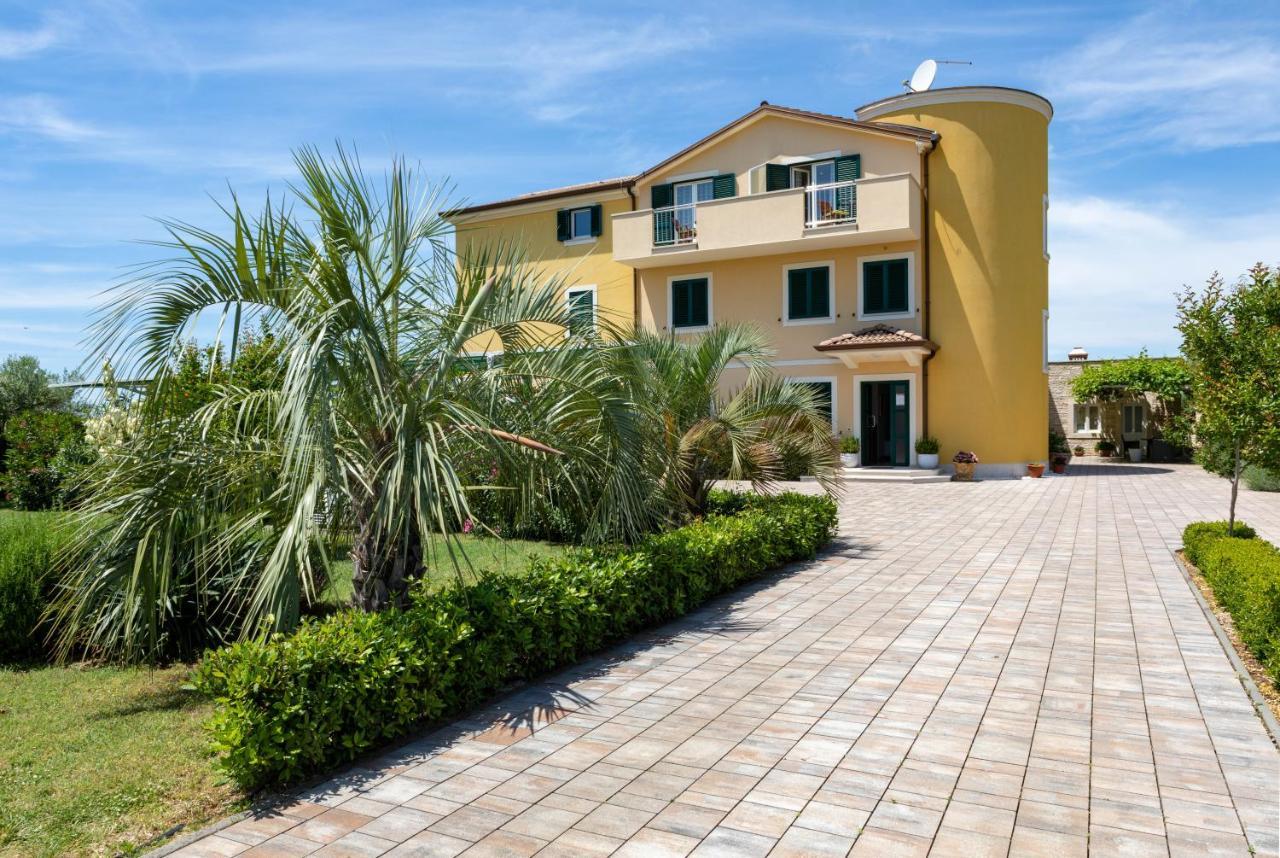 B&B Villa Oasa 2 Rovinjsko Selo Exterior foto