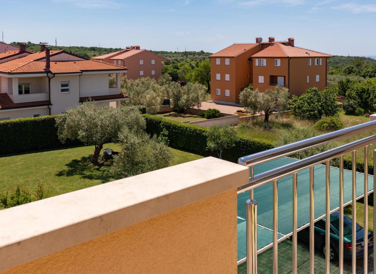 B&B Villa Oasa 2 Rovinjsko Selo Exterior foto