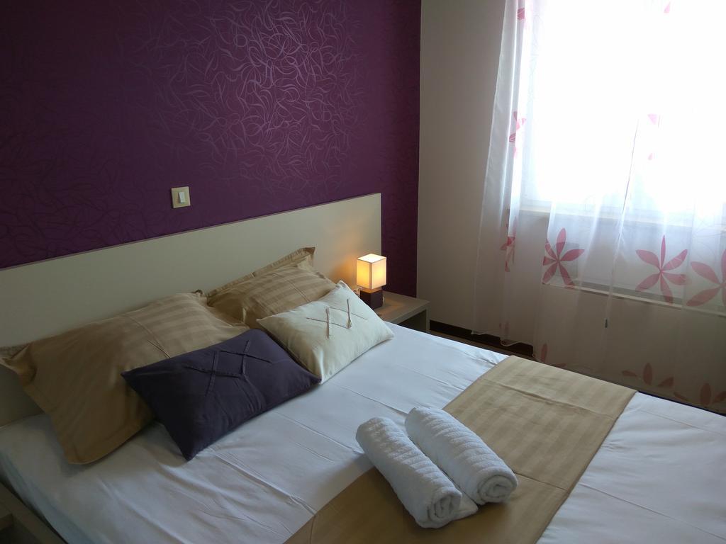 B&B Villa Oasa 2 Rovinjsko Selo Exterior foto